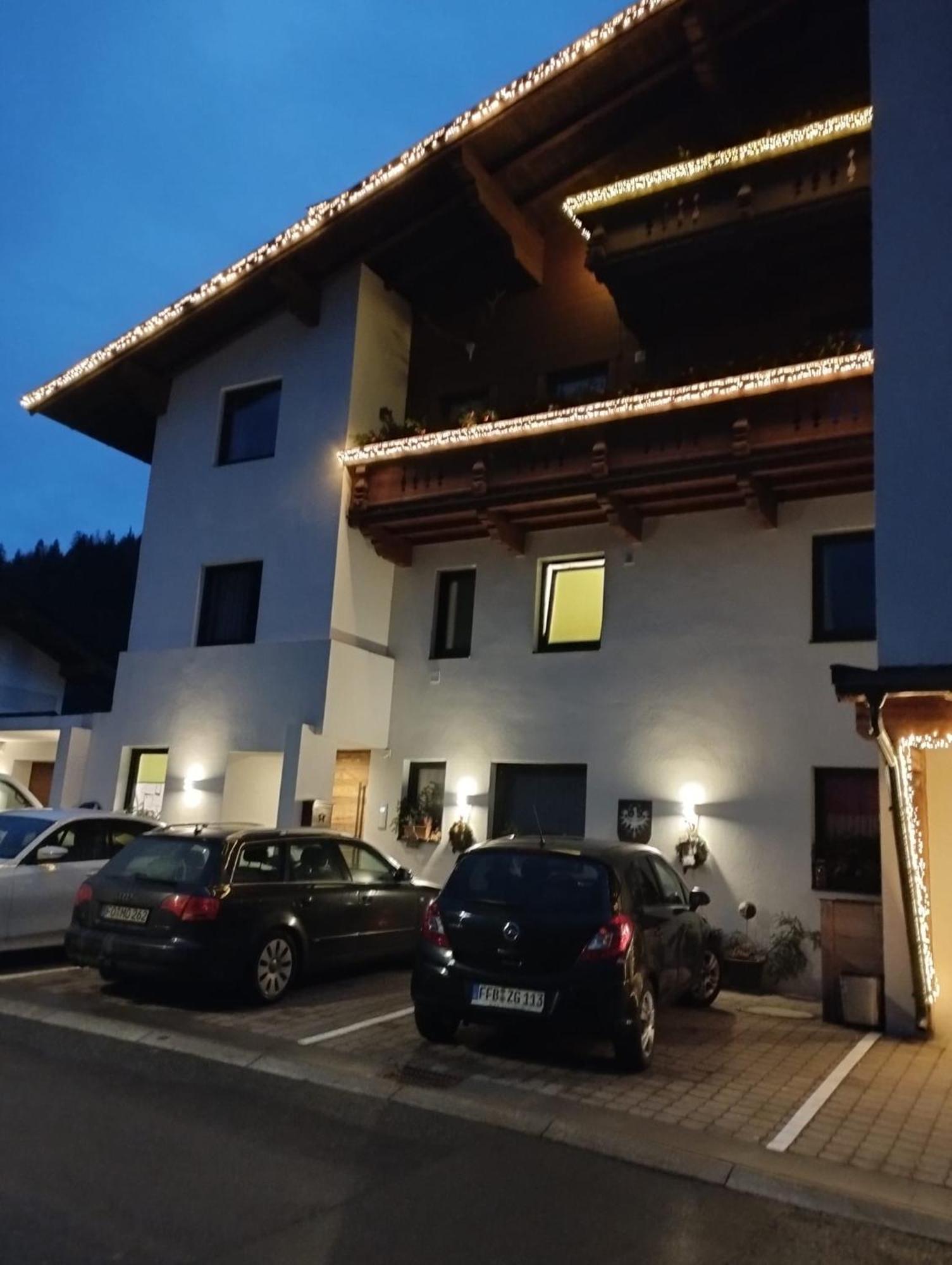 Appartementhaus Huettenberger Ерпфендорф Екстериор снимка